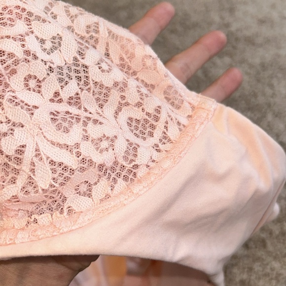 5/$20 🛍️ New Victoria Secret Mesh/Lace Bra 32DD - Picture 3 of 6